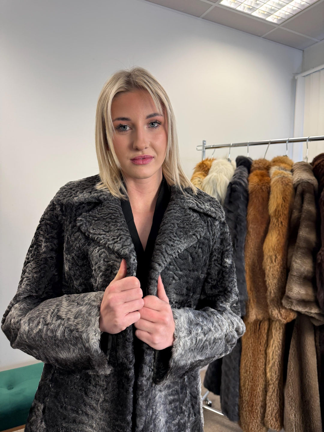 Grey Astrakhan Jacket, Medium Size, Swakara Astrakhan Jacket, Vintage Fur Coat, Womens Fur Coat, Real Fur Coat, Grey Fur Coat, Astrakhan Fur