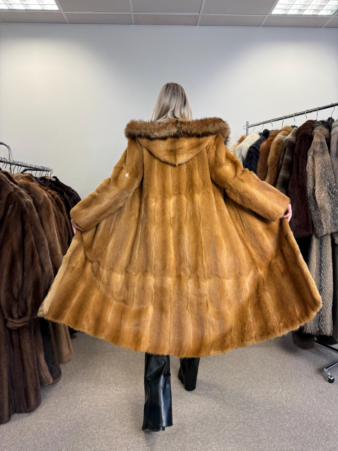 Hooded Weasel Fur Coat, Medium Size, Women's Fur Coat, Real Weasel Fur Coat, Weasel Coat Women, Vintage Fur Coat, Hooded Fur Coat, Real Fur