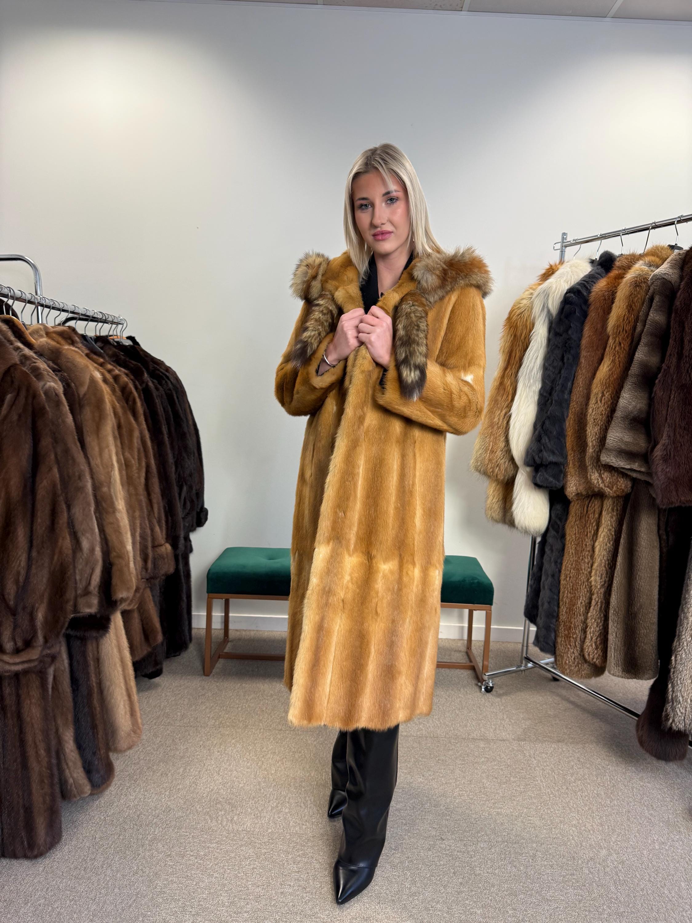 Hooded Weasel Fur Coat, Medium Size, Women's Fur Coat, Real Weasel Fur Coat, Weasel Coat Women, Vintage Fur Coat, Hooded Fur Coat, Real Fur