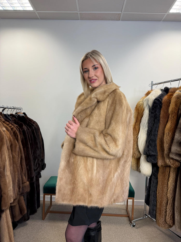 White Mink Fur Jacket, M/L Size, Women's Fur Coat, Vintage Fur Coat, Real Fur Jacket, Mink Jacket, Cream Mink Fur, Mink Fur Coat, White Mink