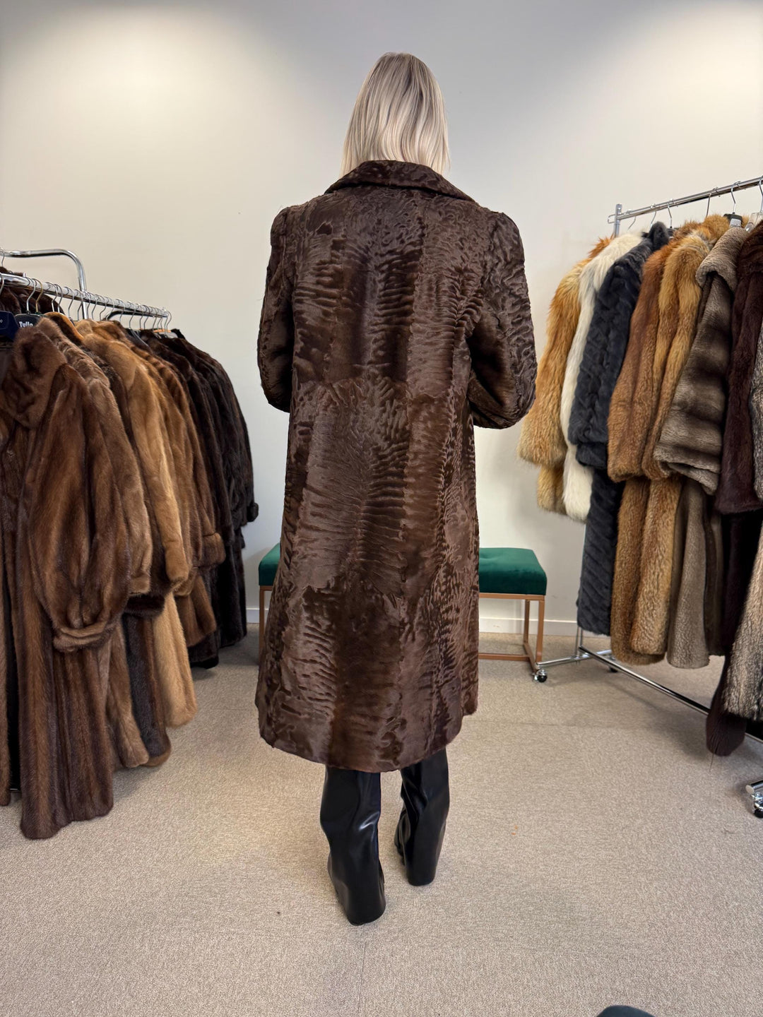 Brown Astrakhan Fur Coat, Medium Size, Swakara Astrakhan Coat, Vintage Fur Coat, Women's Fur Coat, Real Fur Coat, Fur Coat, Astrakhan Coat