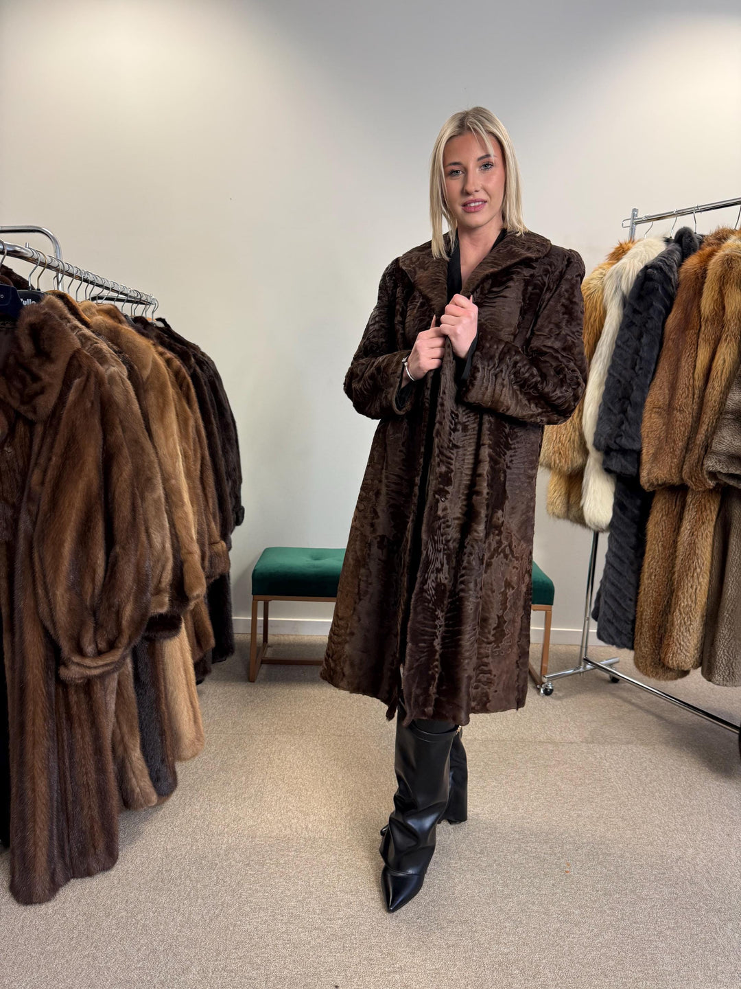 Brown Astrakhan Fur Coat, Medium Size, Swakara Astrakhan Coat, Vintage Fur Coat, Women's Fur Coat, Real Fur Coat, Fur Coat, Astrakhan Coat