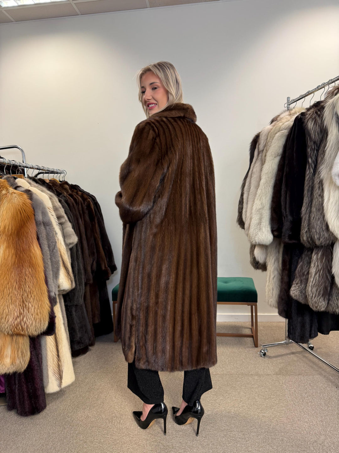Swinger Mink Fur Coat, Large Size, Long Mink Coat, Vintage Fur Coat, Fur Coat Mink, Mink Coat Women, Luxury Fur Coat, Brown Fur Coat, Mink