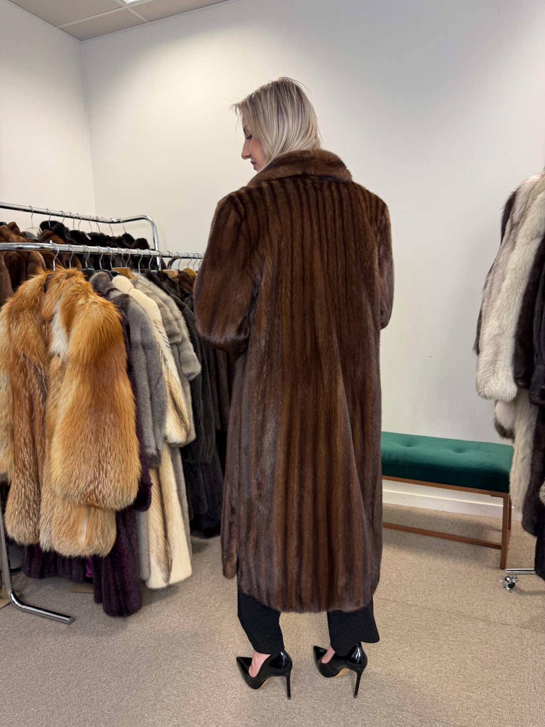 Swinger Mink Fur Coat, Large Size, Long Mink Coat, Vintage Fur Coat, Fur Coat Mink, Mink Coat Women, Luxury Fur Coat, Brown Fur Coat, Mink