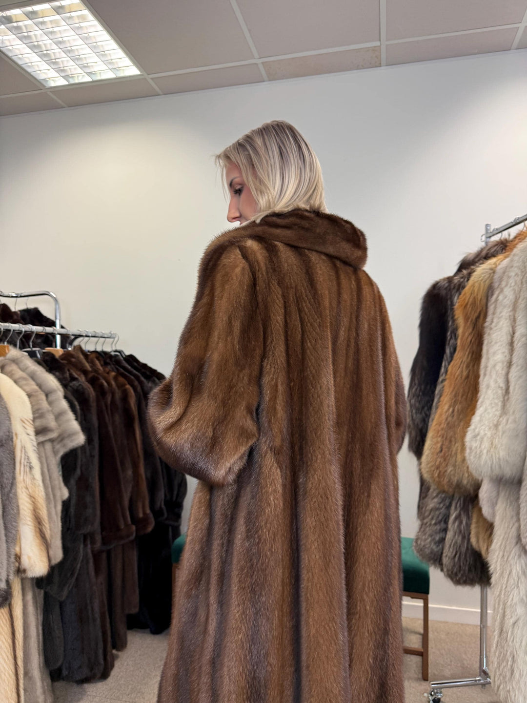 Soft Brown Mink Fur Coat, 3XL Size, Demi-Buff Fur Coat, Women's Fur Coat, Vintage Fur Coat, Real Fur Coat, Real Mink Coat, Mink Coat Brown