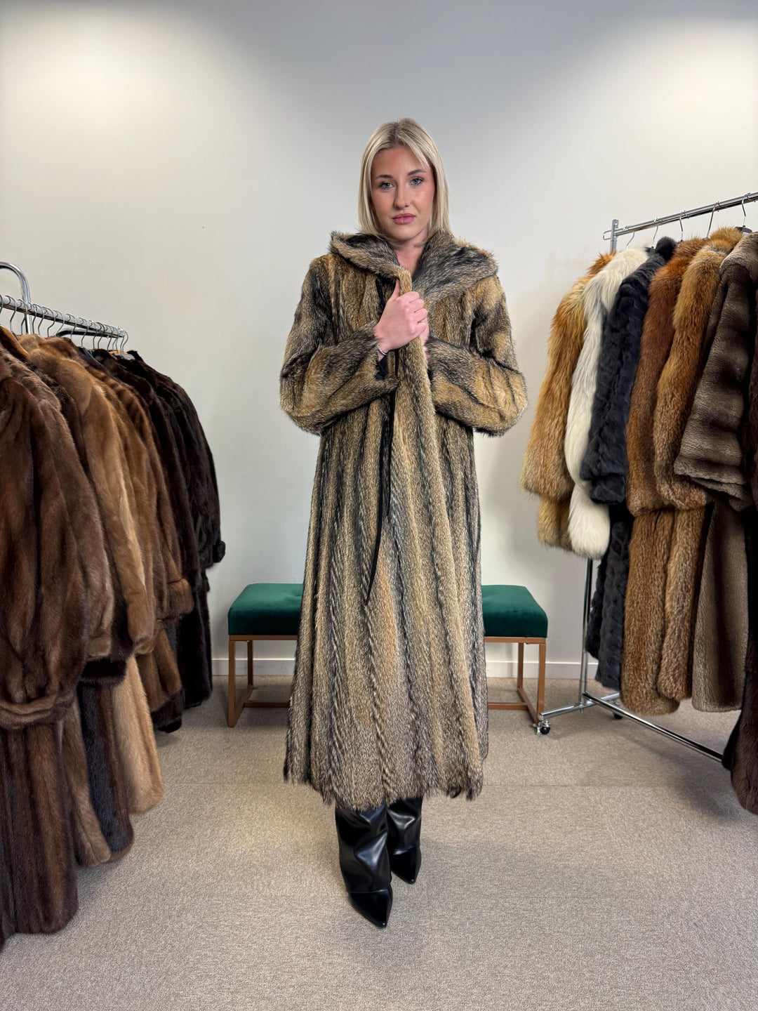 Coyote Fur Coat, Small Size, Women's Fur Coat, Real Coyote Fur Coat, Coyote Coat Women, Vintage Fur Coat, Long Coyote Coat, Real Fur Coat