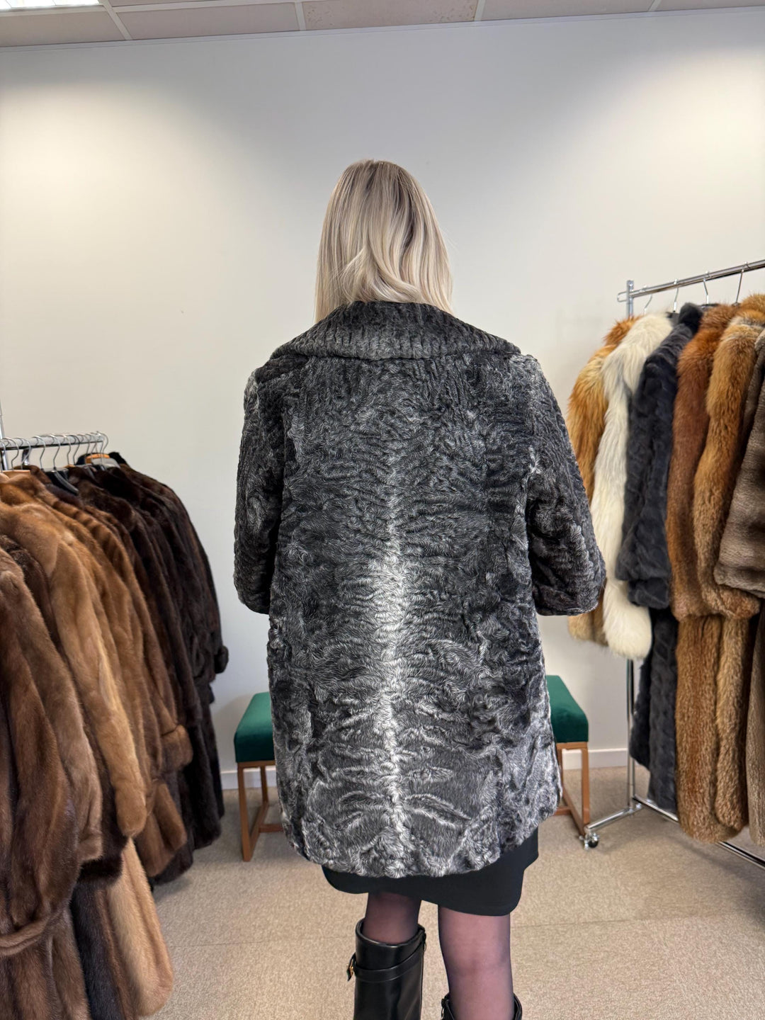 Grey Astrakhan Jacket, Medium Size, Swakara Astrakhan Jacket, Vintage Fur Coat, Womens Fur Coat, Real Fur Coat, Grey Fur Coat, Astrakhan Fur