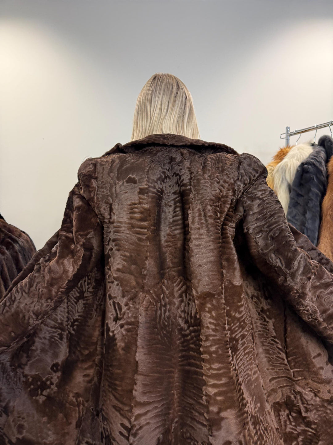Brown Astrakhan Fur Coat, Medium Size, Swakara Astrakhan Coat, Vintage Fur Coat, Women's Fur Coat, Real Fur Coat, Fur Coat, Astrakhan Coat