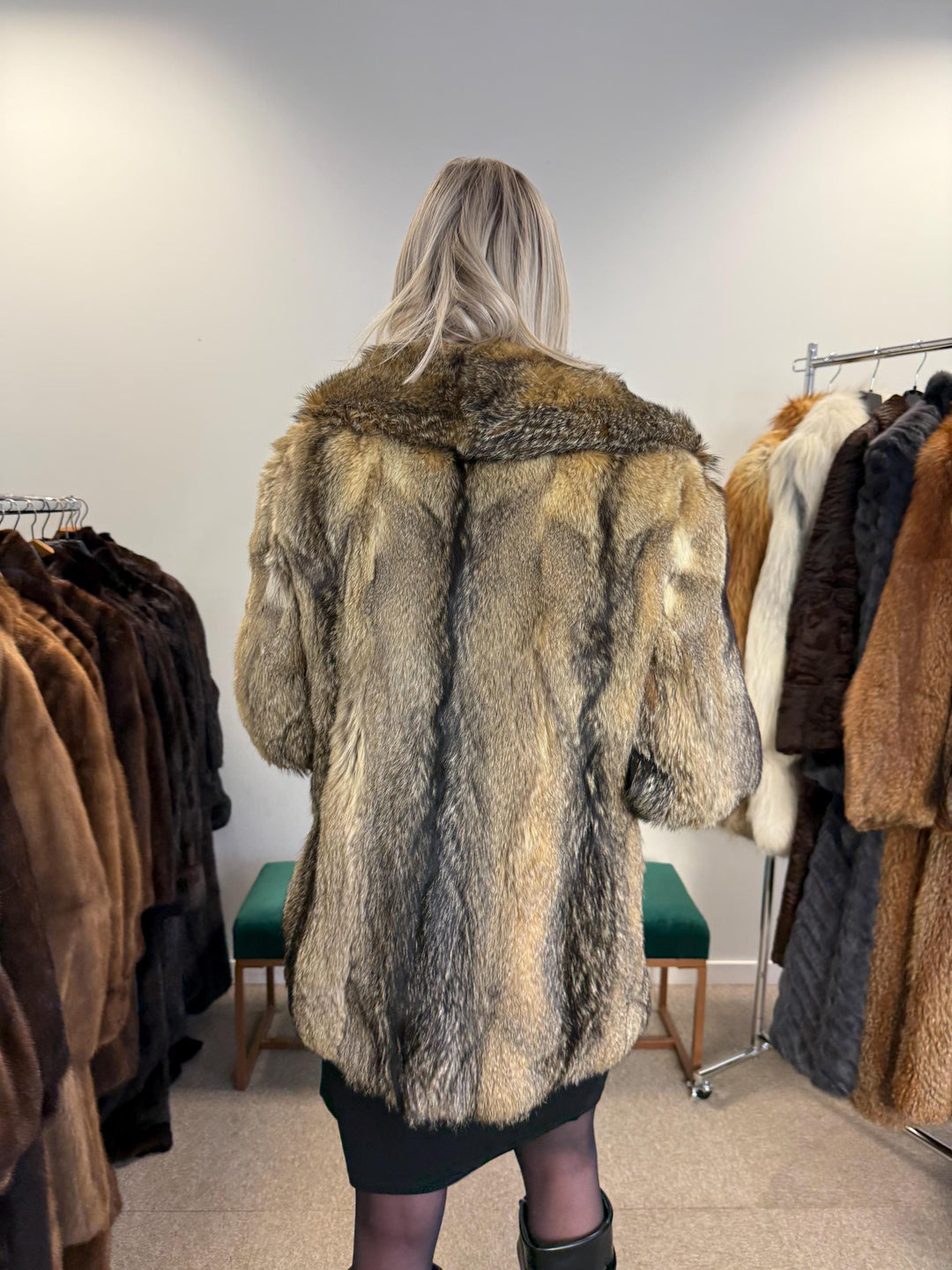 Coyote Fur Coat, Medium Size, Vintage Fur Coat, Coyote Fur Coat, Real Fur Coat, Women's Fur Coat, Real Coyote Fur Coat, Coyote Coat Women
