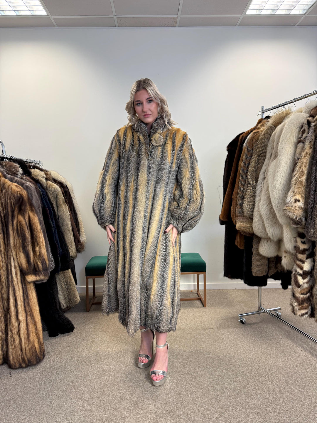 Grey Fox Fur Coat, XXL Size, Full-Length Fox Coat, Vintage Fur Coat, Real Fox Coat, Soft Grey Fox Coat, Long Fur Coat, Gray Fox Coat, Fox