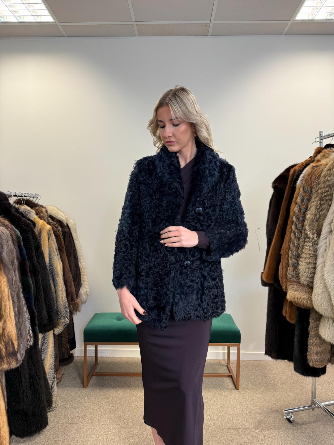 Curly Sheep Fur Jacket, Small Size, Dyed Blue Fur Jacket, Sheep Jacket, Real Fur Coat, Vintage Fur Jacket, Women's Fur Coat, Blue Fur Jacket