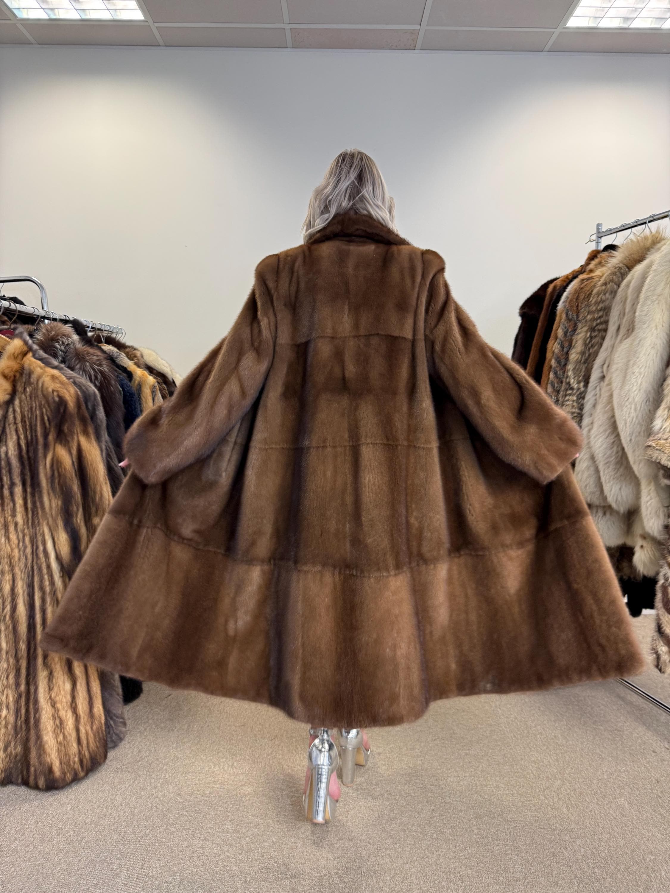 Pastel Mink Fur Coat, L/XL Size, Women's Fur Coat, Italian Skin Fur Coat, Light & Luxury Fur Coat, Full-Length Mink Coat, Pastel Mink Fur