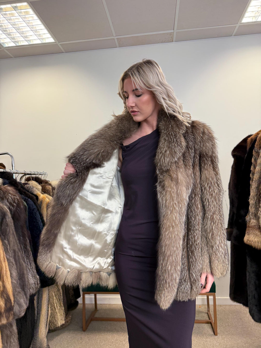 Crystal Fox Fur Jacket, Medium Size, Real Crystal Fox Fur, Fluffy Fur Coat, Fox Fur Coat, Real Fox Fur, Real Fur Coat, Grey Fox Fur Coat