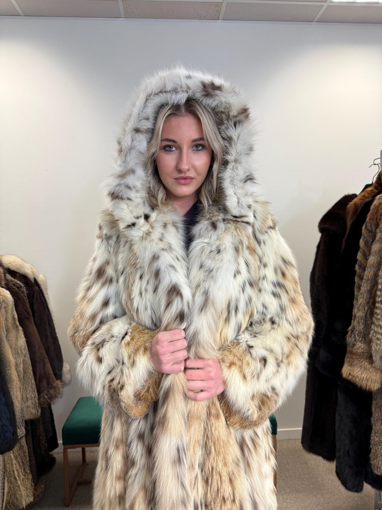 New Lynx Fur Coat, L/XL Size, Vintage Fur Coat, Real Lynx Coat, Long Lynx Coat, Women's Fur Coat, Hooded Fur Coat, Real Fur Coat, Lynx Coat