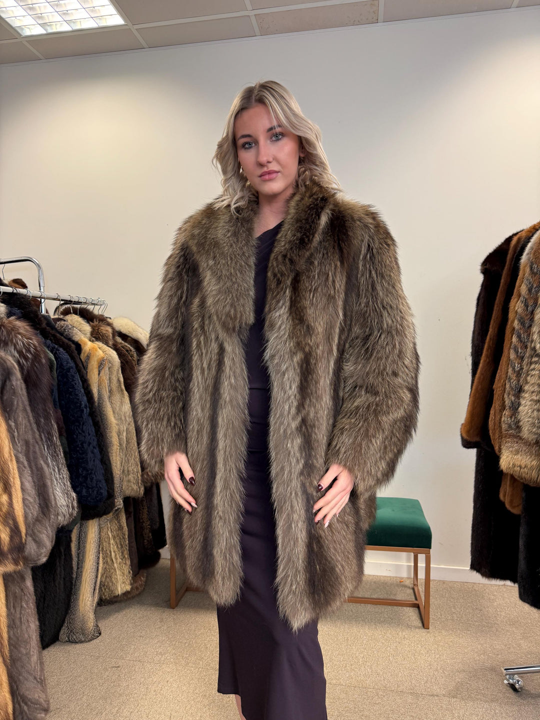 Raccoon Fur Coat, Medium Size, Vintage Fur Coat, Real Fur Coat, Raccoon Fur, Women's Fur Coat, Soft Fur Coat, Thick Raccoon Fur, Raccoon Fur