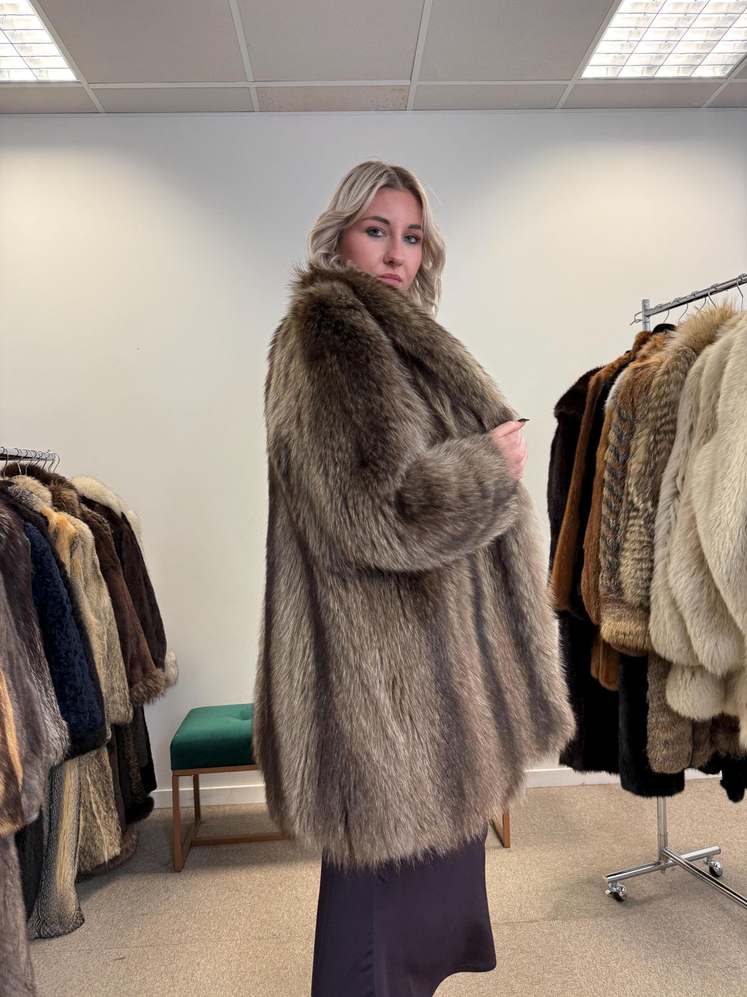 Raccoon Fur Coat, Medium Size, Vintage Fur Coat, Real Fur Coat, Raccoon Fur, Women's Fur Coat, Soft Fur Coat, Thick Raccoon Fur, Raccoon Fur