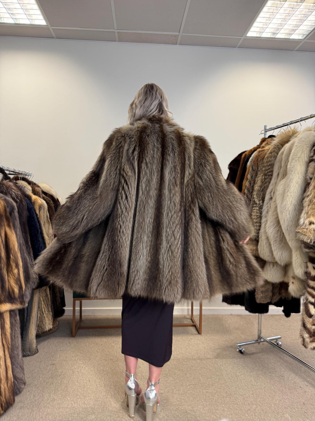 Raccoon Fur Coat, Medium Size, Vintage Fur Coat, Real Fur Coat, Raccoon Fur, Women's Fur Coat, Soft Fur Coat, Thick Raccoon Fur, Raccoon Fur