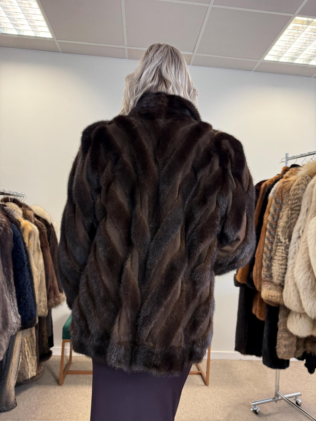 Mink Leather Jacket, Medium Size, Mink Coat, Real Fur Jacket, Fur Coats, Mink Fur, Brown Mink, Fur Leather, Fur Jacket Mink, Brown Fur Coat