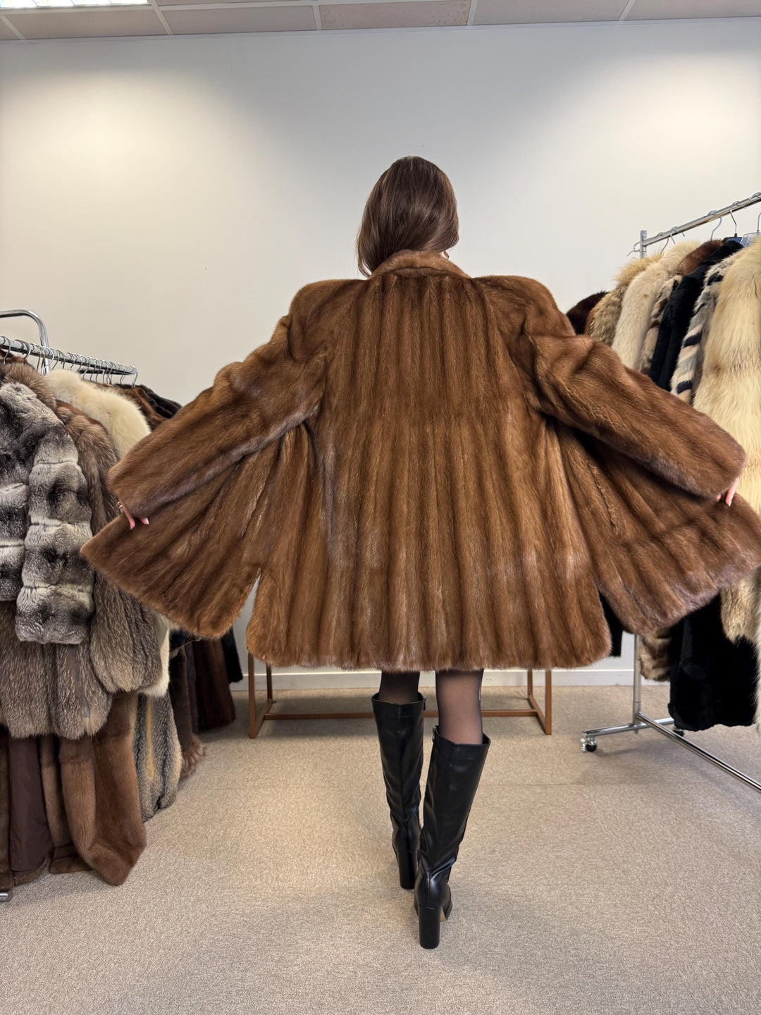 Soft Mink Coat, Thick Mink Coat, Medium Size, Brown Mink Coat, Vintage Fur Coat, Women's Fur Coat, Mink Coat, Swinger Brown Mink