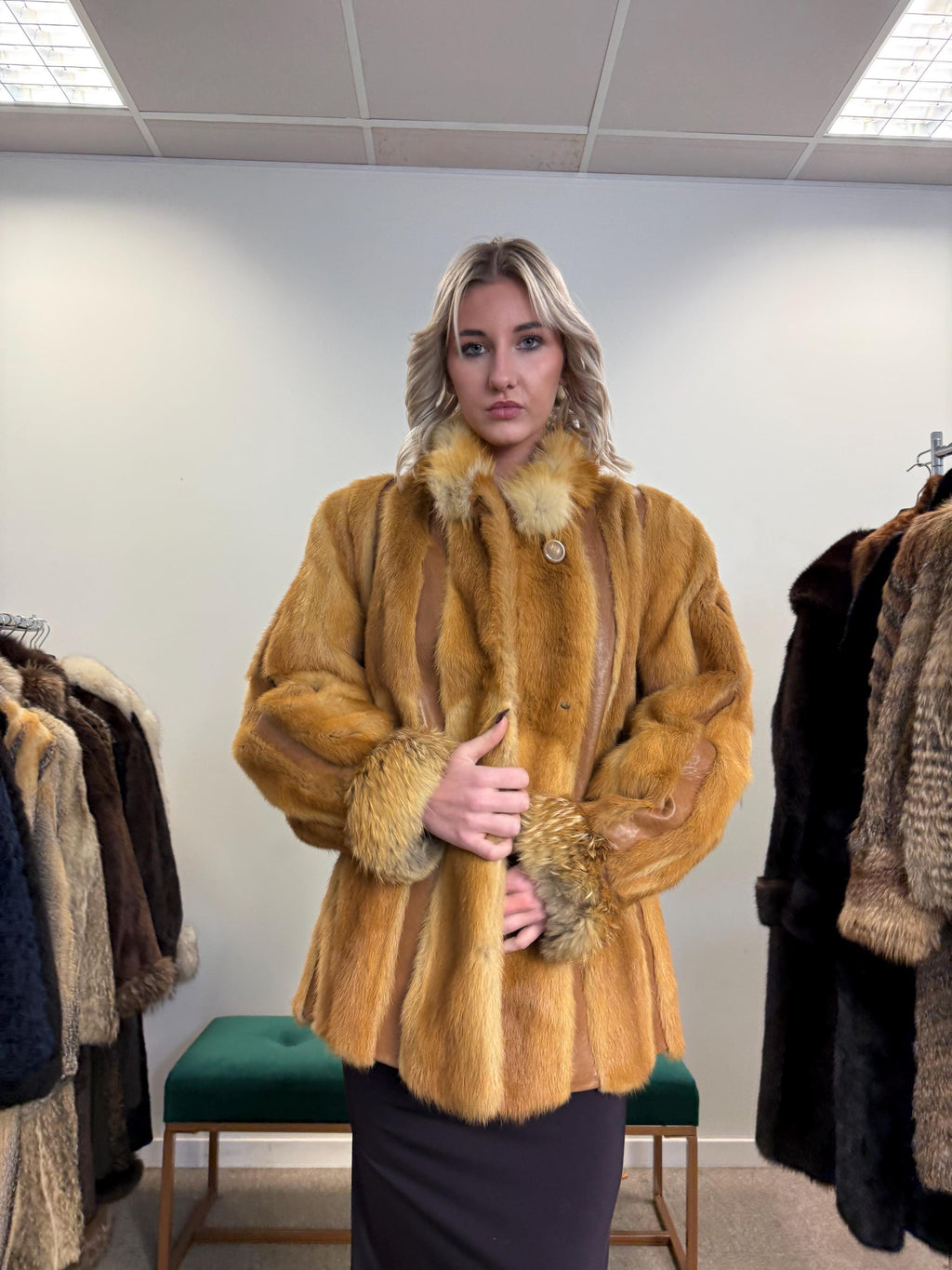 Golden Mink Fur Jacket, Medium Size, Mink Fur Jacket, Golden Mink, Real Fur Jacket, Vintage Fur Coat, Women's Fur Jacket, Mink Jacket