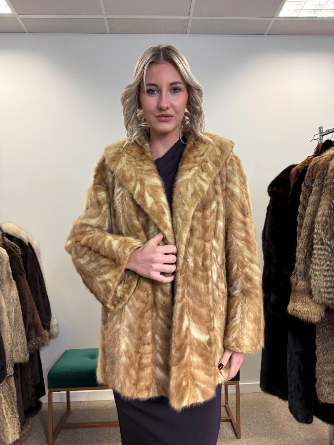 Golden Mink Jacket, Medium Size, Mink Coat, Real Fur Coat, Fur Coats, Mink Fur, Golden Mink, Fur Jacket Mink, Thick Fur Jacket, Soft Mink