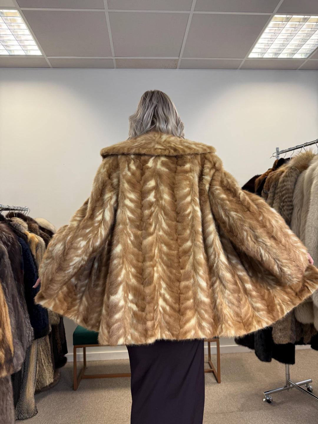 Golden Mink Jacket, Medium Size, Mink Coat, Real Fur Coat, Fur Coats, Mink Fur, Golden Mink, Fur Jacket Mink, Thick Fur Jacket, Soft Mink