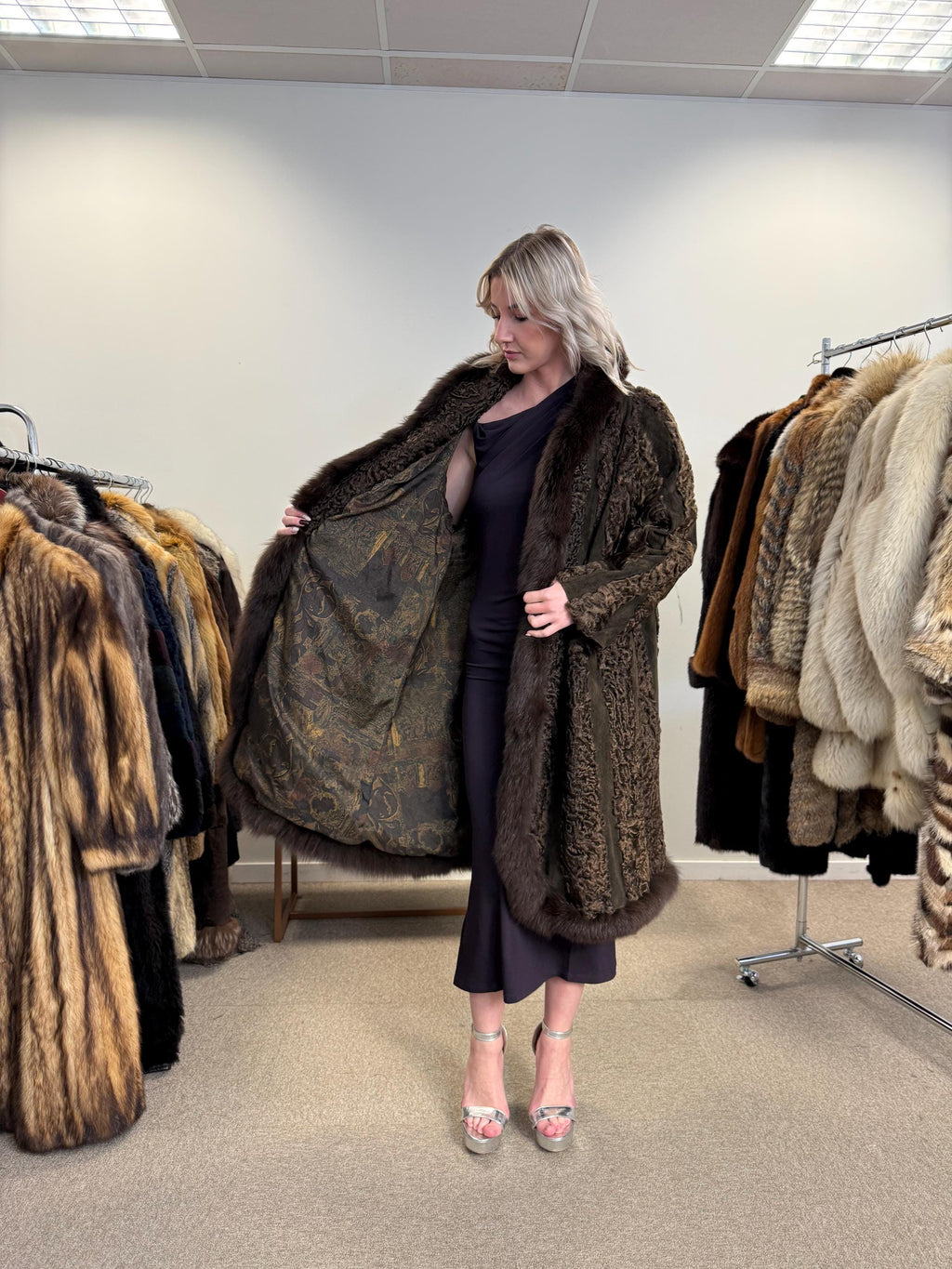 Brown Astrakhan with Fox Fur Collar, XL Size, Astrakhan Fur Coat, Vintage Fur Coat, Swinger Fur Coat, Thick Fur Coat, Long Astrakhan Coat