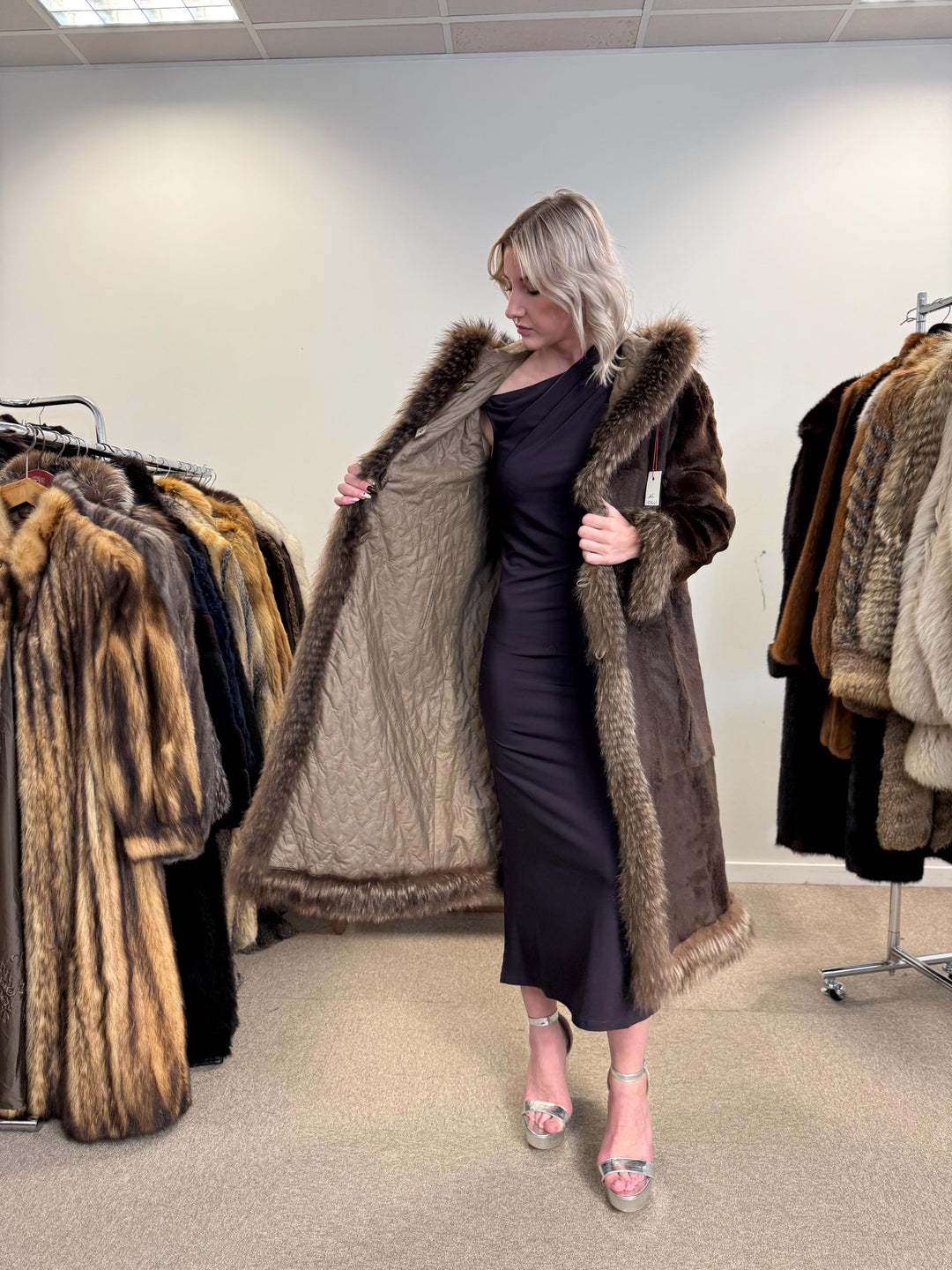 Sheared Beaver with Raccoon Coat, Small Size, Brown Fur Coat, Fur Coat Women, Beaver Fur, Raccoon Coat, Real Fur, Vintage Fur Coat, Raccoon