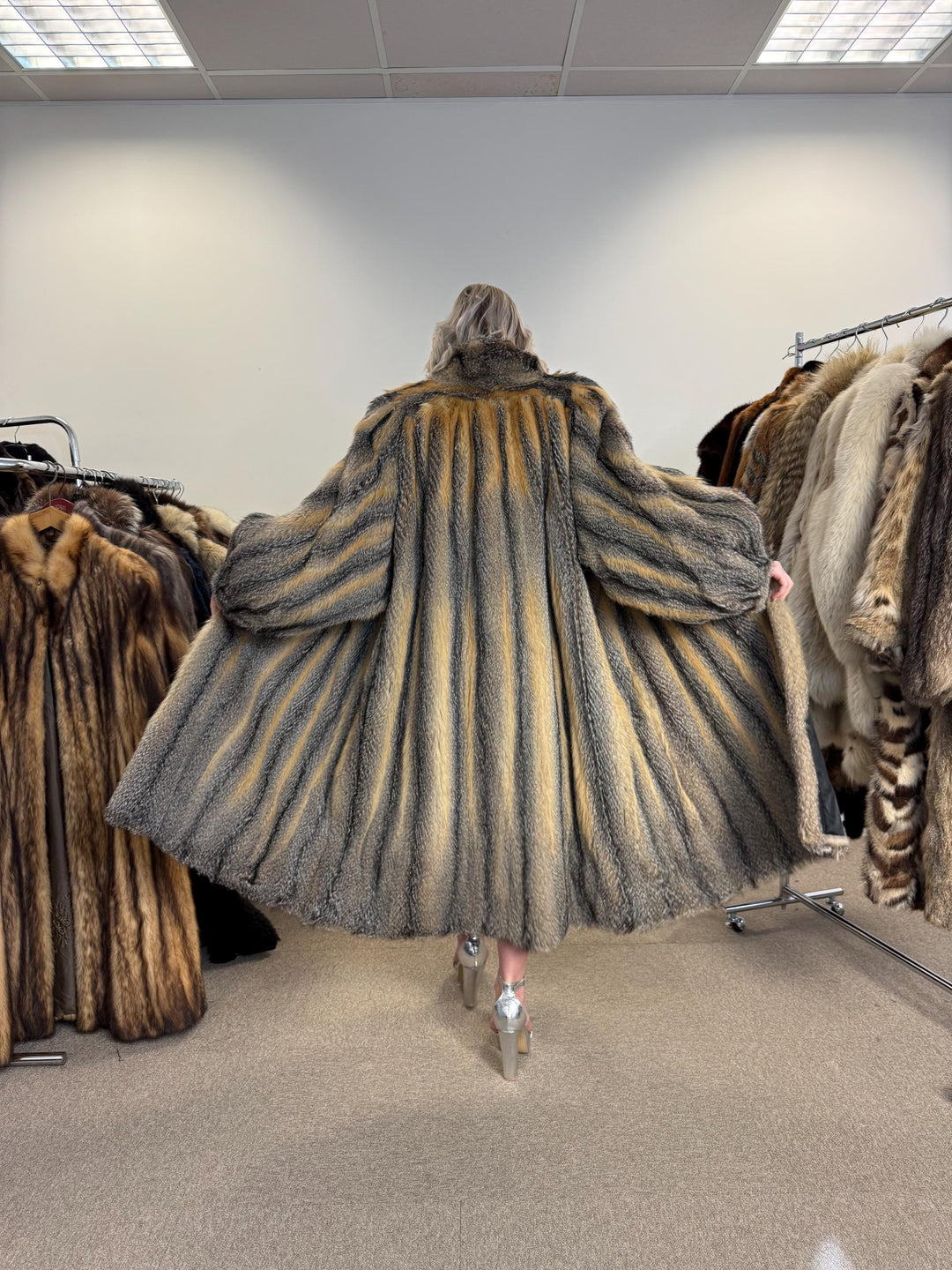 Grey Fox Fur Coat, XXL Size, Full-Length Fox Coat, Vintage Fur Coat, Real Fox Coat, Soft Grey Fox Coat, Long Fur Coat, Gray Fox Coat, Fox