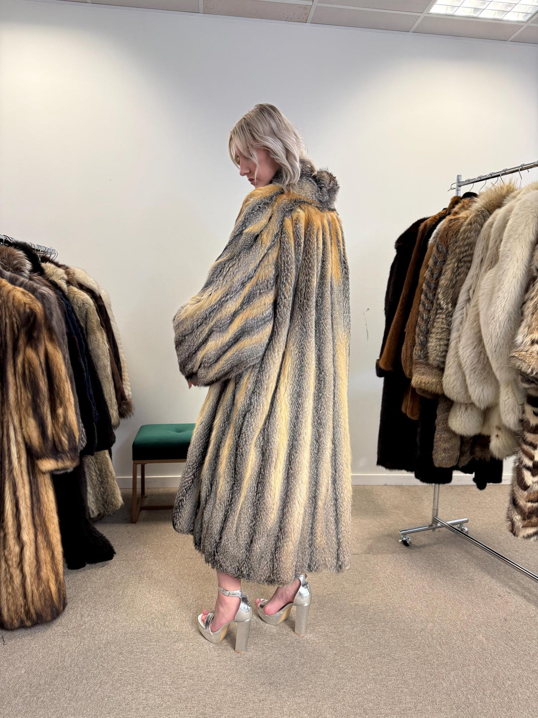 Grey Fox Fur Coat, XXL Size, Full-Length Fox Coat, Vintage Fur Coat, Real Fox Coat, Soft Grey Fox Coat, Long Fur Coat, Gray Fox Coat, Fox