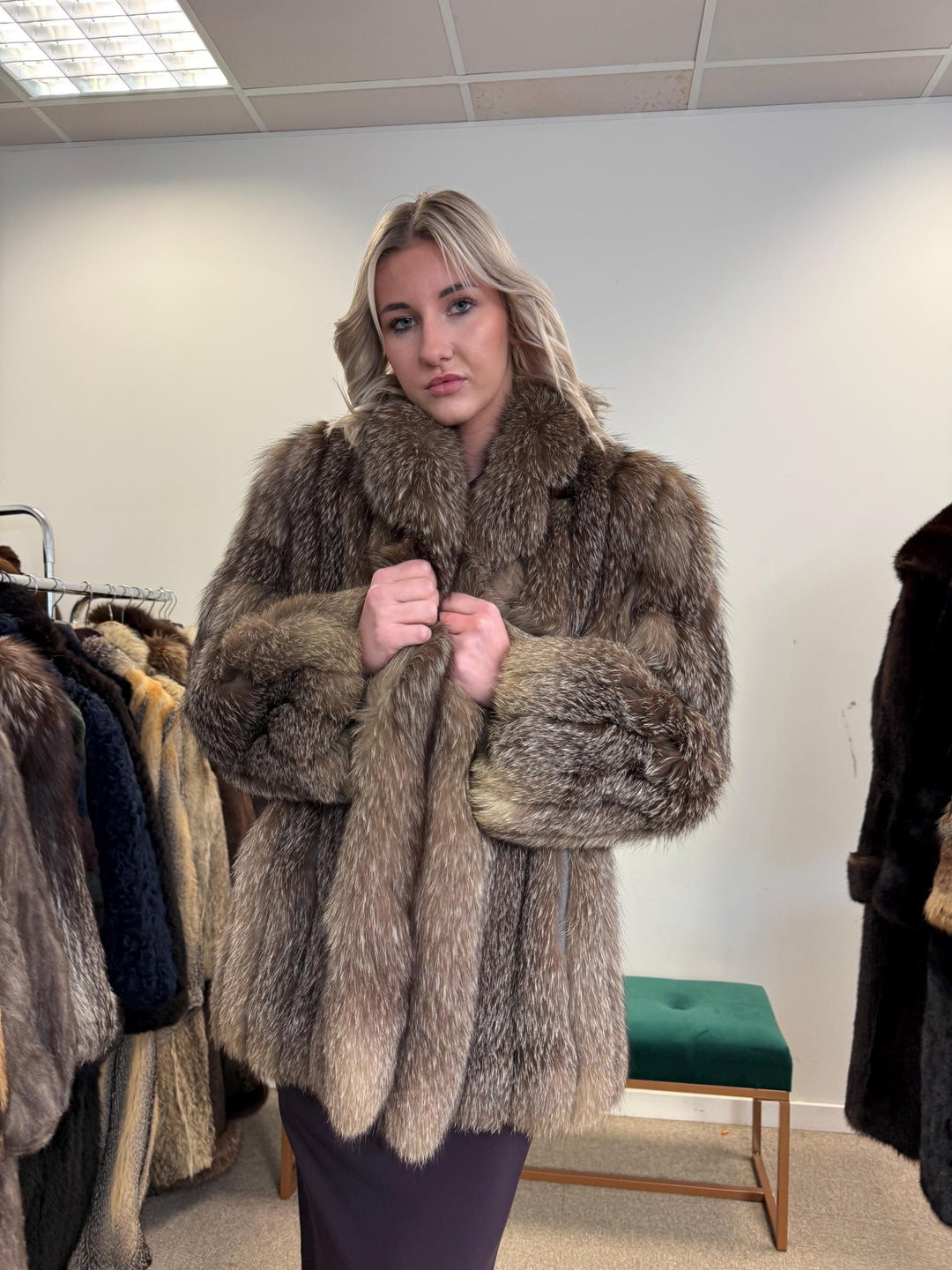 Crystal Fox Fur Jacket, Medium Size, Real Crystal Fox Fur, Fluffy Fur Coat, Fox Fur Coat, Real Fox Fur, Real Fur Coat, Grey Fox Fur Coat