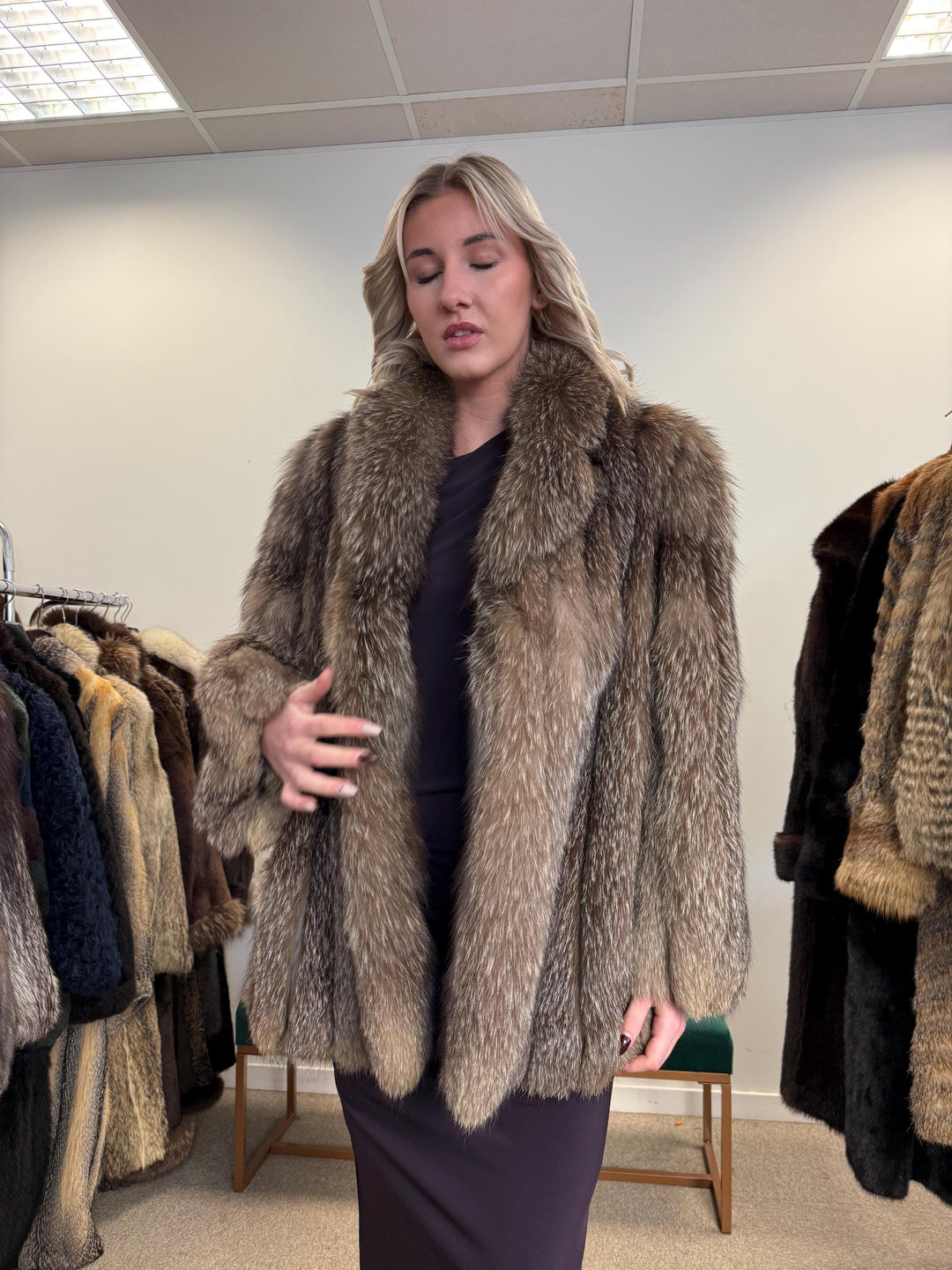 Crystal Fox Fur Jacket, Medium Size, Real Crystal Fox Fur, Fluffy Fur Coat, Fox Fur Coat, Real Fox Fur, Real Fur Coat, Grey Fox Fur Coat