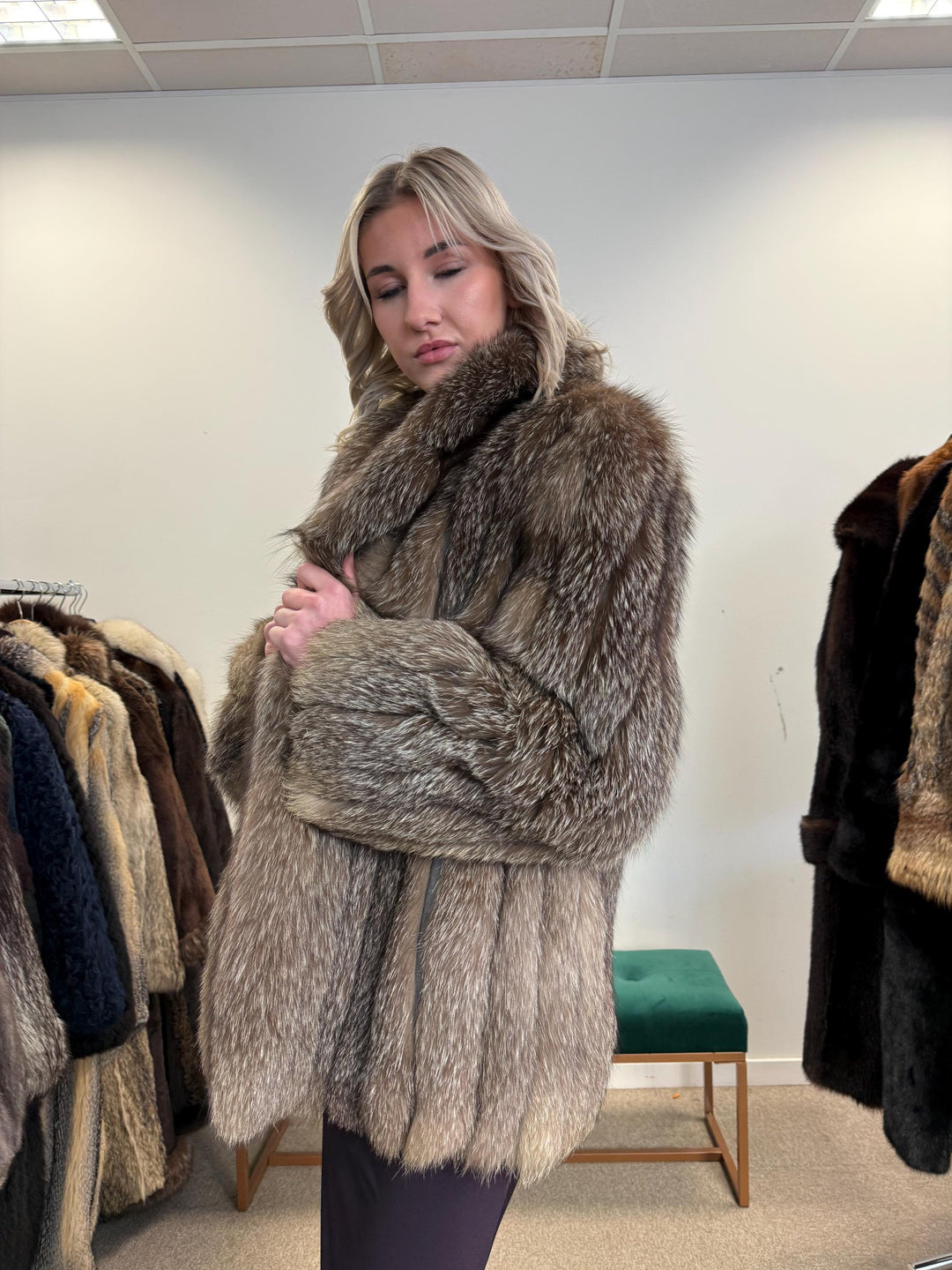 Crystal Fox Fur Jacket, Medium Size, Real Crystal Fox Fur, Fluffy Fur Coat, Fox Fur Coat, Real Fox Fur, Real Fur Coat, Grey Fox Fur Coat
