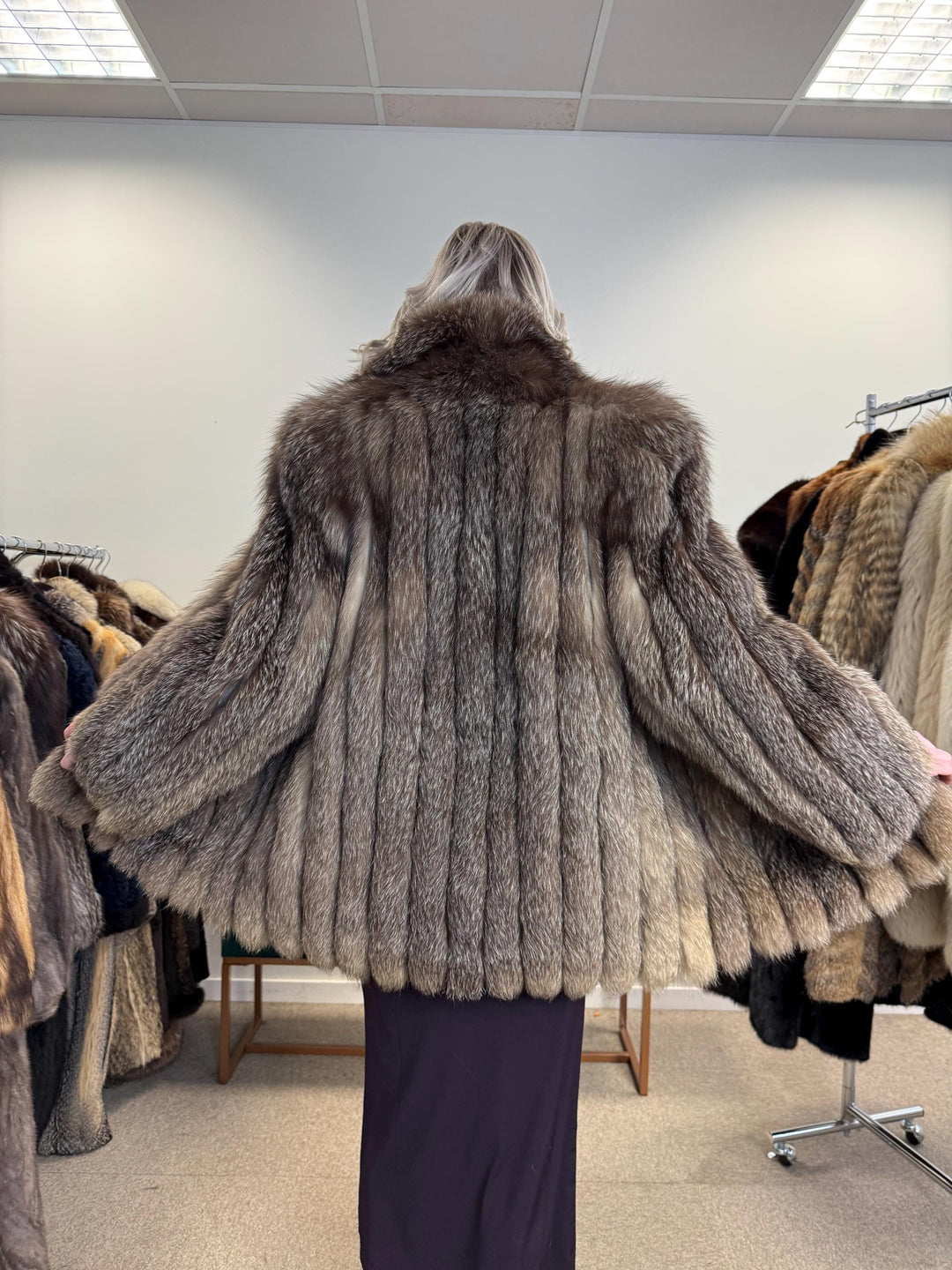 Crystal Fox Fur Jacket, Medium Size, Real Crystal Fox Fur, Fluffy Fur Coat, Fox Fur Coat, Real Fox Fur, Real Fur Coat, Grey Fox Fur Coat