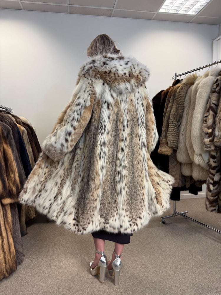 New Lynx Fur Coat, L/XL Size, Vintage Fur Coat, Real Lynx Coat, Long Lynx Coat, Women's Fur Coat, Hooded Fur Coat, Real Fur Coat, Lynx Coat