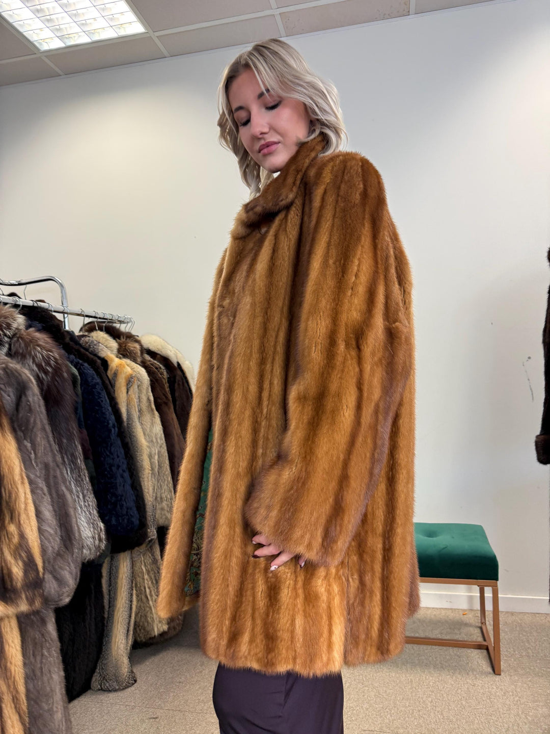 Mink Fur Coat, Large Size, Light Brown Mink Coat, Real Fur Coat, Vintage Fur Coat, Women's Fur Coat, Soft Mink Coat, Thick Mink Fur Coat