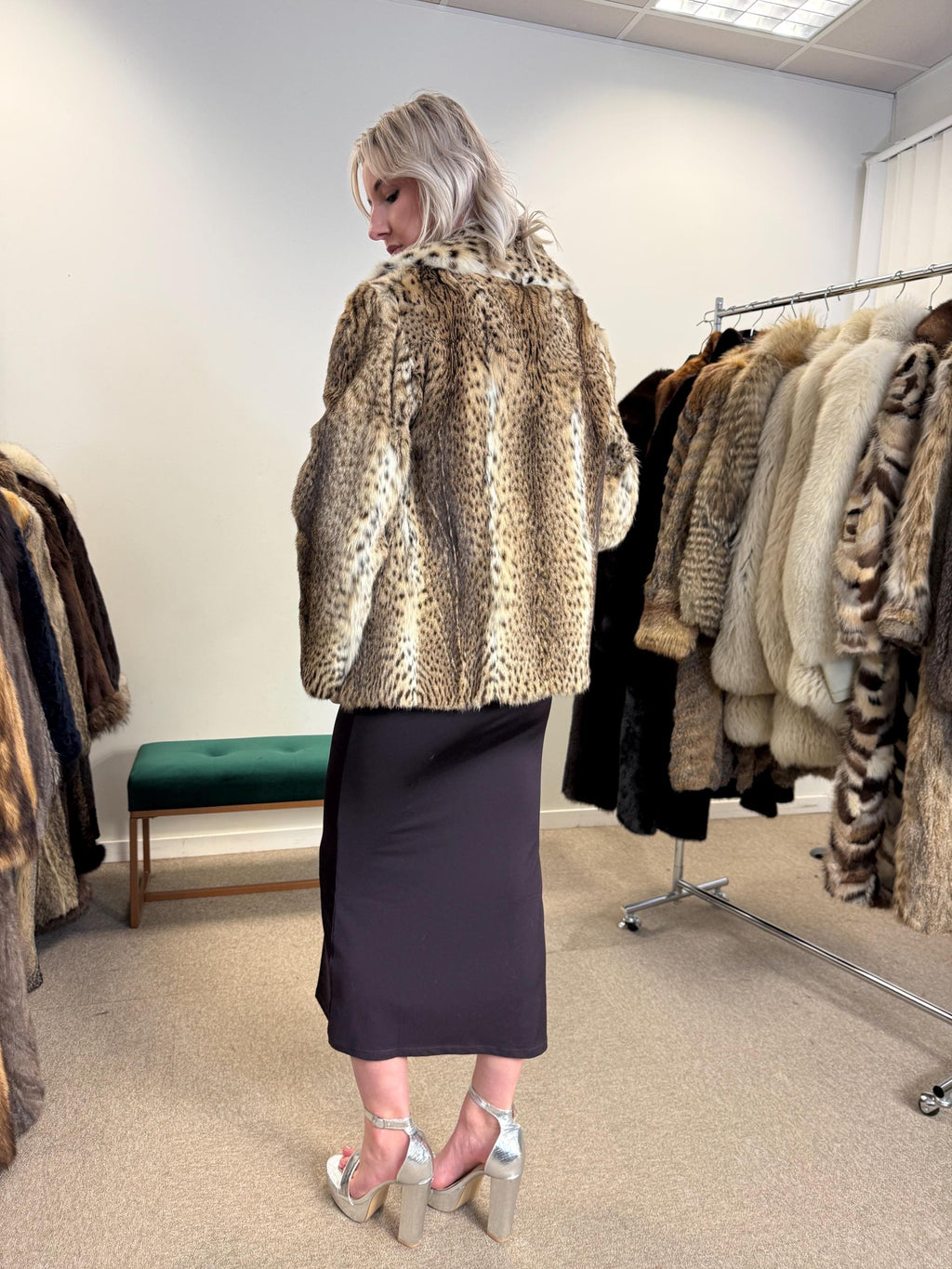 Lynx Fur Jacket, Medium Size, Real Fur Jacket, Vintage Fur Coat, Lynx Fur, Real Lynx Fur Coat, Women's Fur Coat, Luxurious Jacket, Lynx Fur