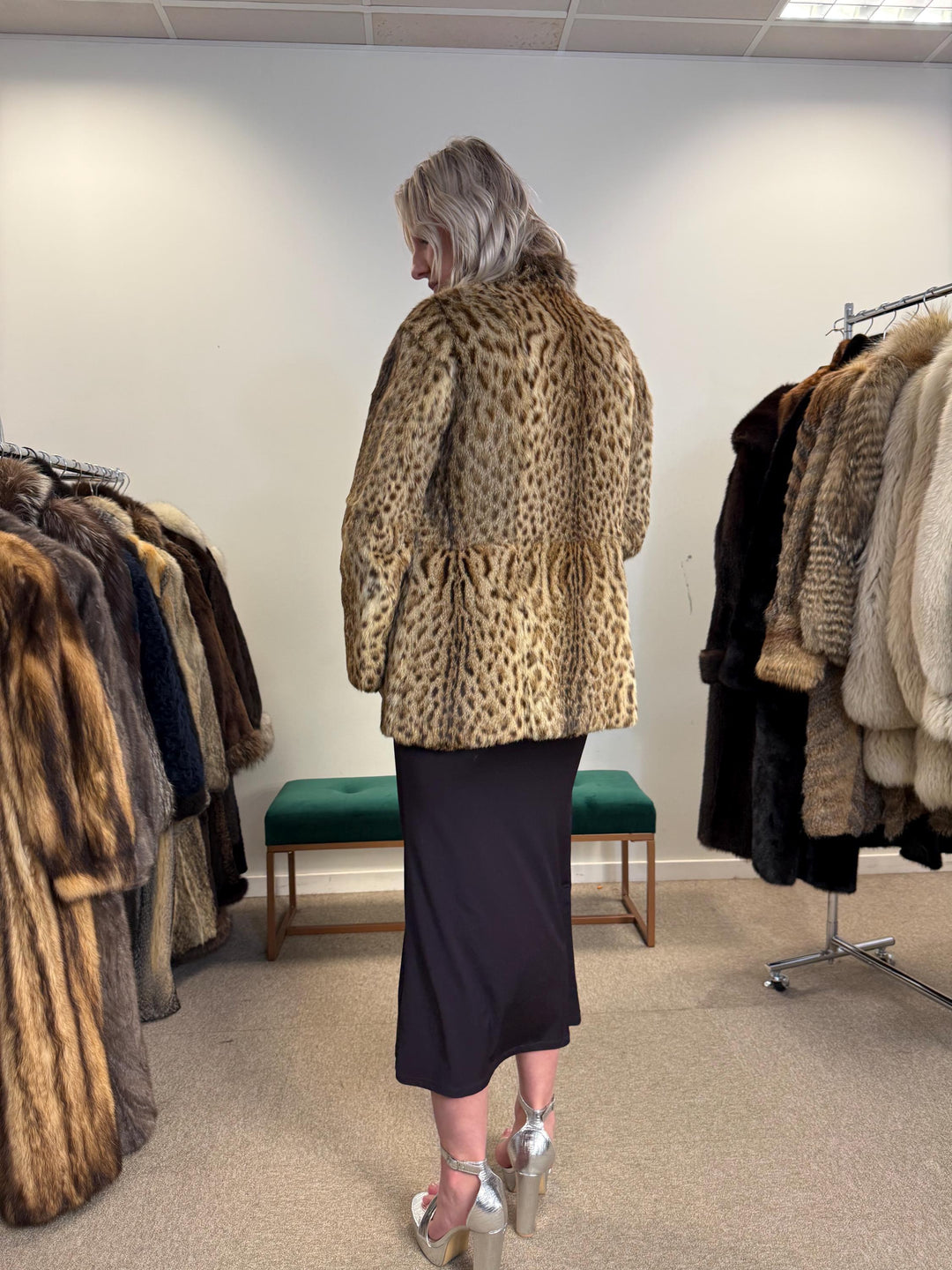 Lynx Fur Jacket, XS Size, Real Fur Jacket, Vintage Fur Coat, Lynx Fur, Real Lynx Fur Coat, Women's Fur Coat, Luxurious Jacket, Lynx Fur, XS