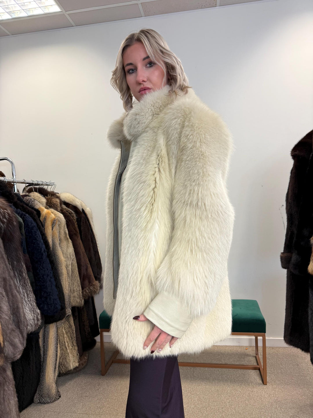 White Fox Fur Coat, Medium Size, Vintage Fur Coat, Women's Fur Coat, Zipper Fox Fur Coat, Real Fox, Soft Fur Coat, White Fox Coat, White Fox