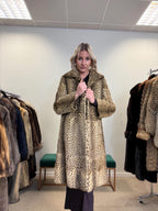 Lynx Fur Coat - Luxurious and Elegant, Small Size, Real Fur Coat for a Sophisticated Look, Womens Fur Coat, Real Lynx Fur Coat, Vintage Fur