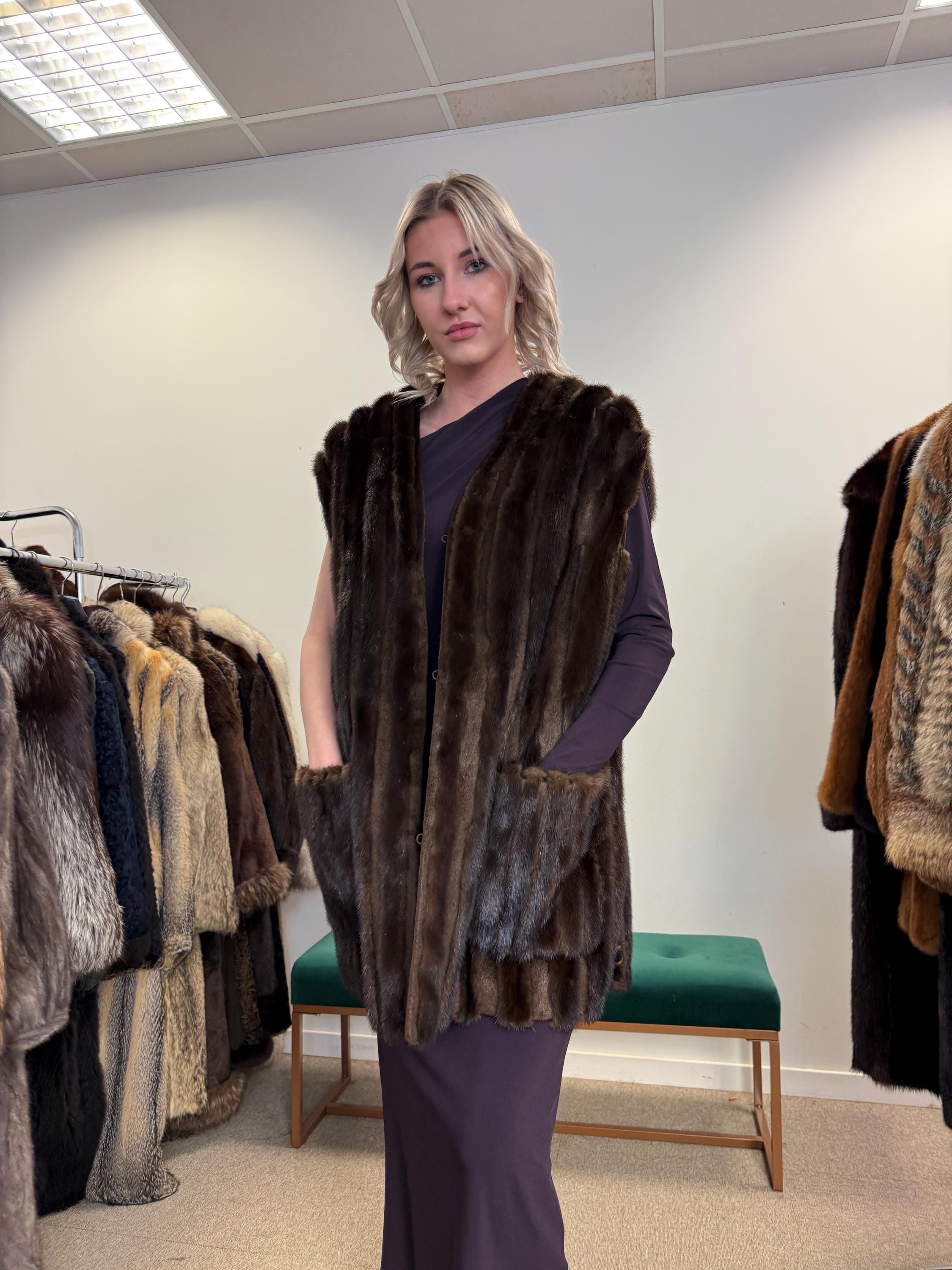 Brown Mink Vest, XXL Size, Real Mink Vest, Luxury Fur Vest, Vintage Fur Vest, Real Mink Fur, Women's Fur Coat, Soft Fur Vest, Mink Vest Fur