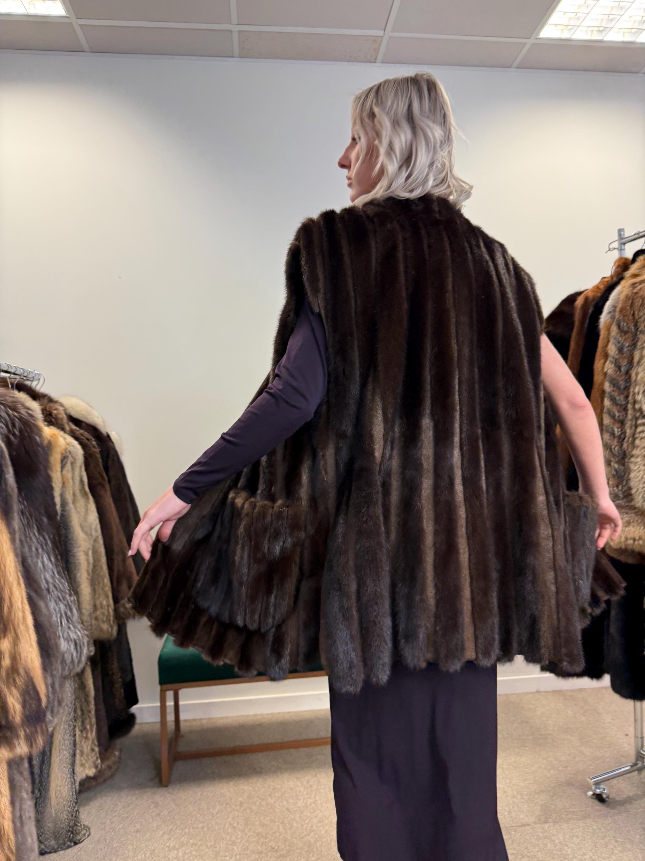 Brown Mink Vest, XXL Size, Real Mink Vest, Luxury Fur Vest, Vintage Fur Vest, Real Mink Fur, Women's Fur Coat, Soft Fur Vest, Mink Vest Fur