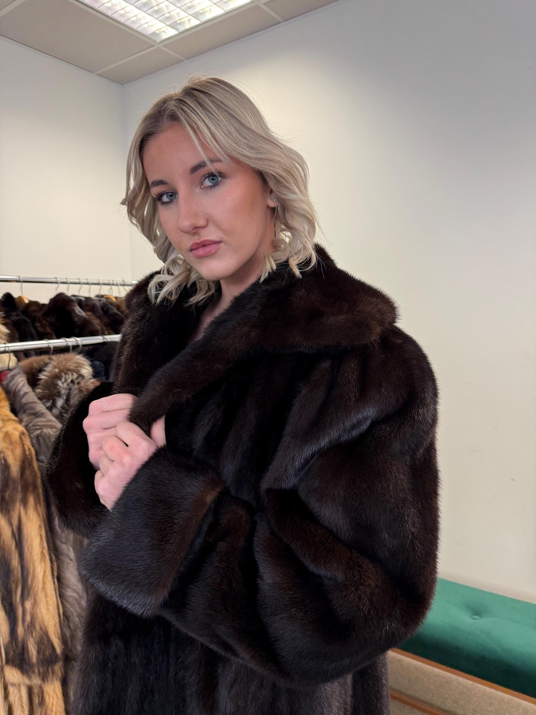 Blackgama Mink Fur Coat, Medium Size, Mink Coat, Real Fur Coat, Fur Coats, Mink Fur Coat, Brown Mink, Brown Mink Coat, Women's Fur Coat, Fur