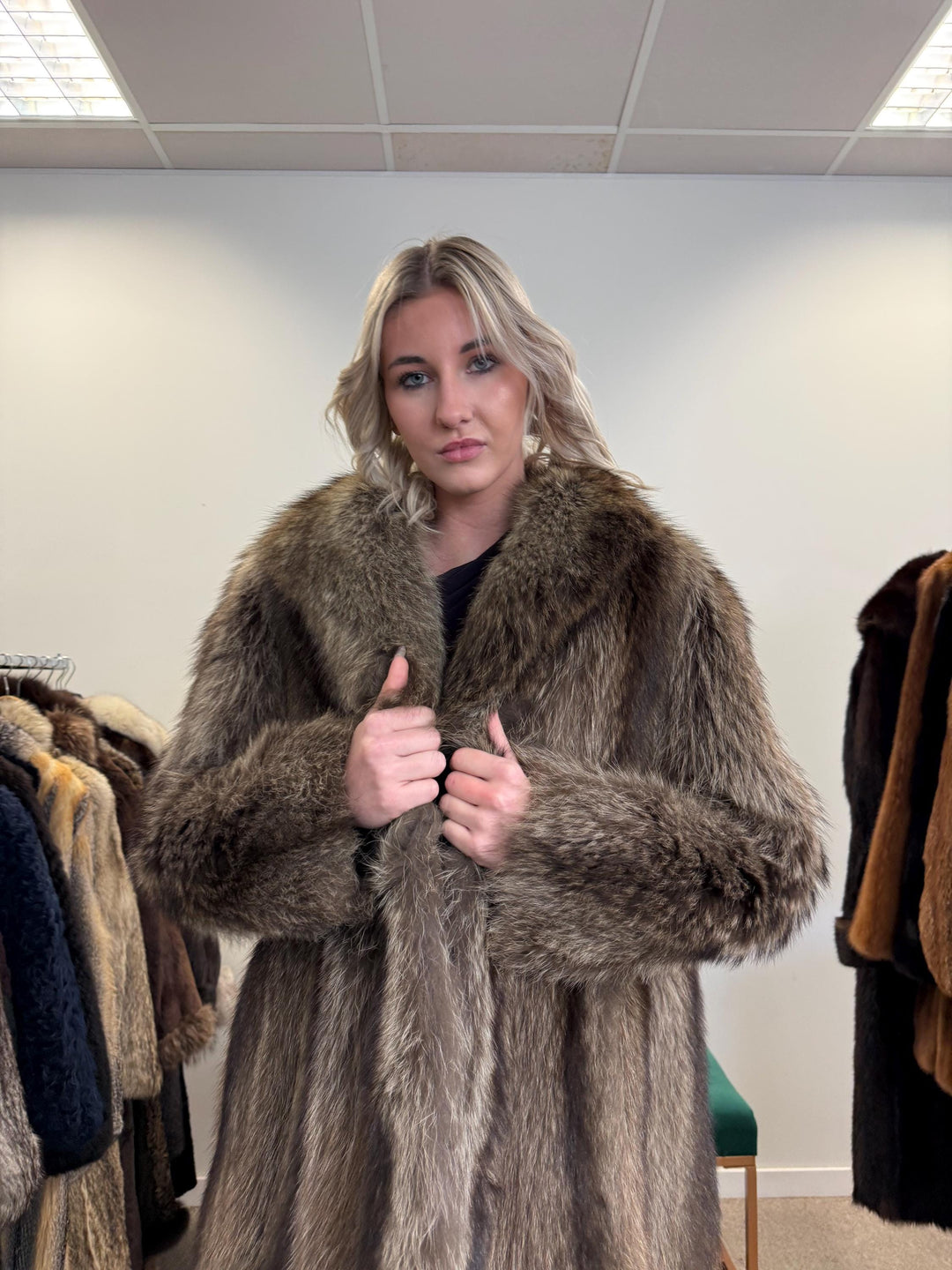 Raccoon Fur Coat, Medium Size, Vintage Fur Coat, Real Fur Coat, Raccoon Fur, Women's Fur Coat, Soft Fur Coat, Thick Raccoon Fur, Raccoon Fur