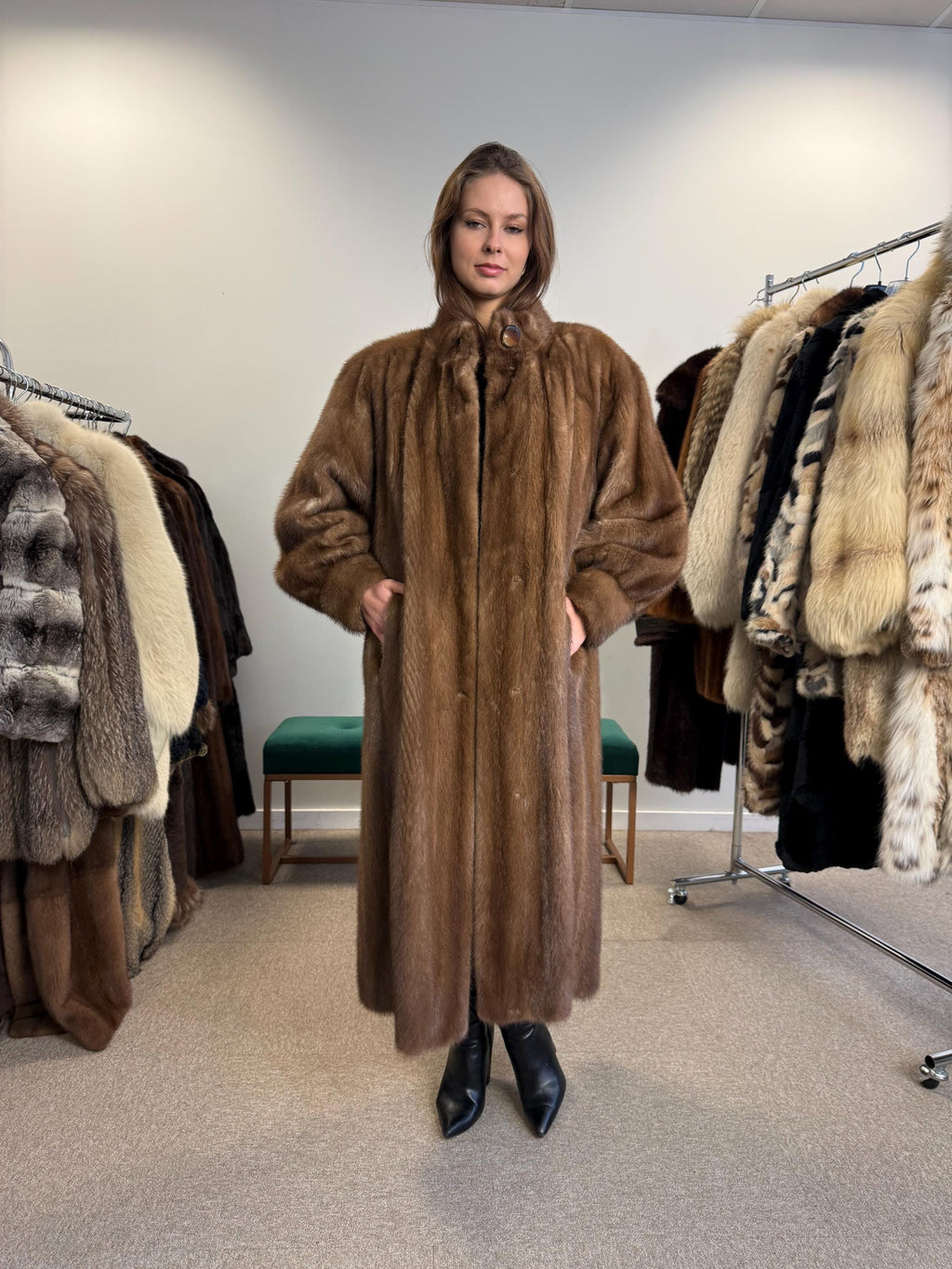Long Pastel Mink Fur Coat, XL Size, Women's Fur Coat, Full-Length Mink Coat, Pastel Mink, Real Fur, Pastel Mink Coat, Light Luxury Fur Coat