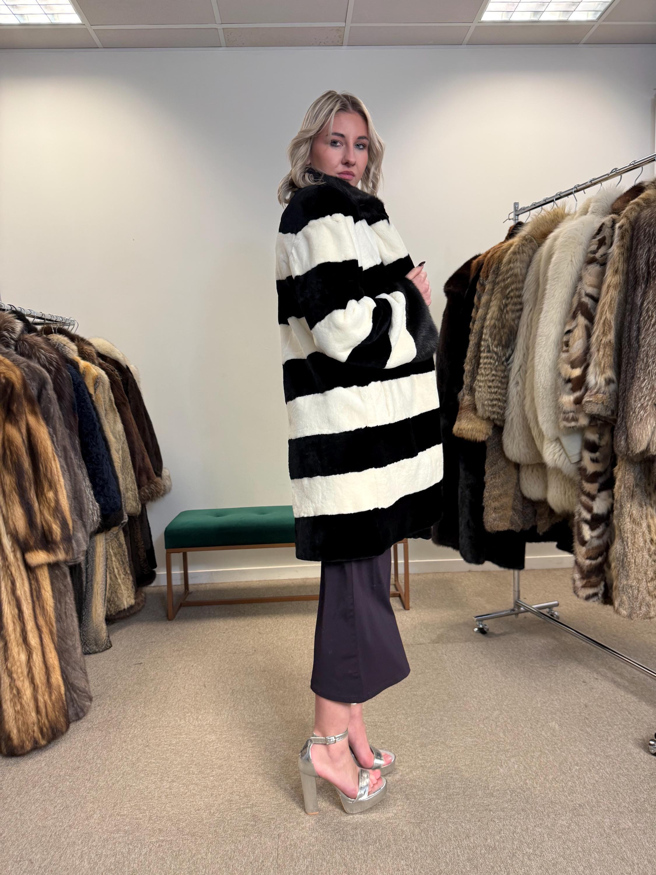 New Rex Rabbit Fur Coat, Medium Size, White Rabbit Fur Coat, White Rex Rabbit Coat, Vintage Fur Coat, Women's Coat, New Fur Coat, Fur Coat
