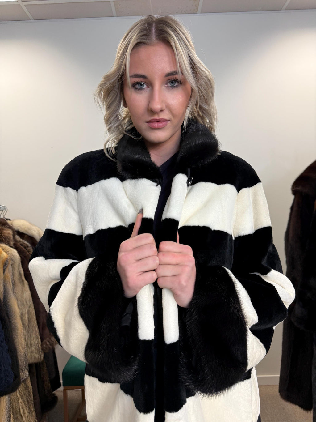 New Rex Rabbit Fur Coat, Medium Size, White Rabbit Fur Coat, White Rex Rabbit Coat, Vintage Fur Coat, Women's Coat, New Fur Coat, Fur Coat