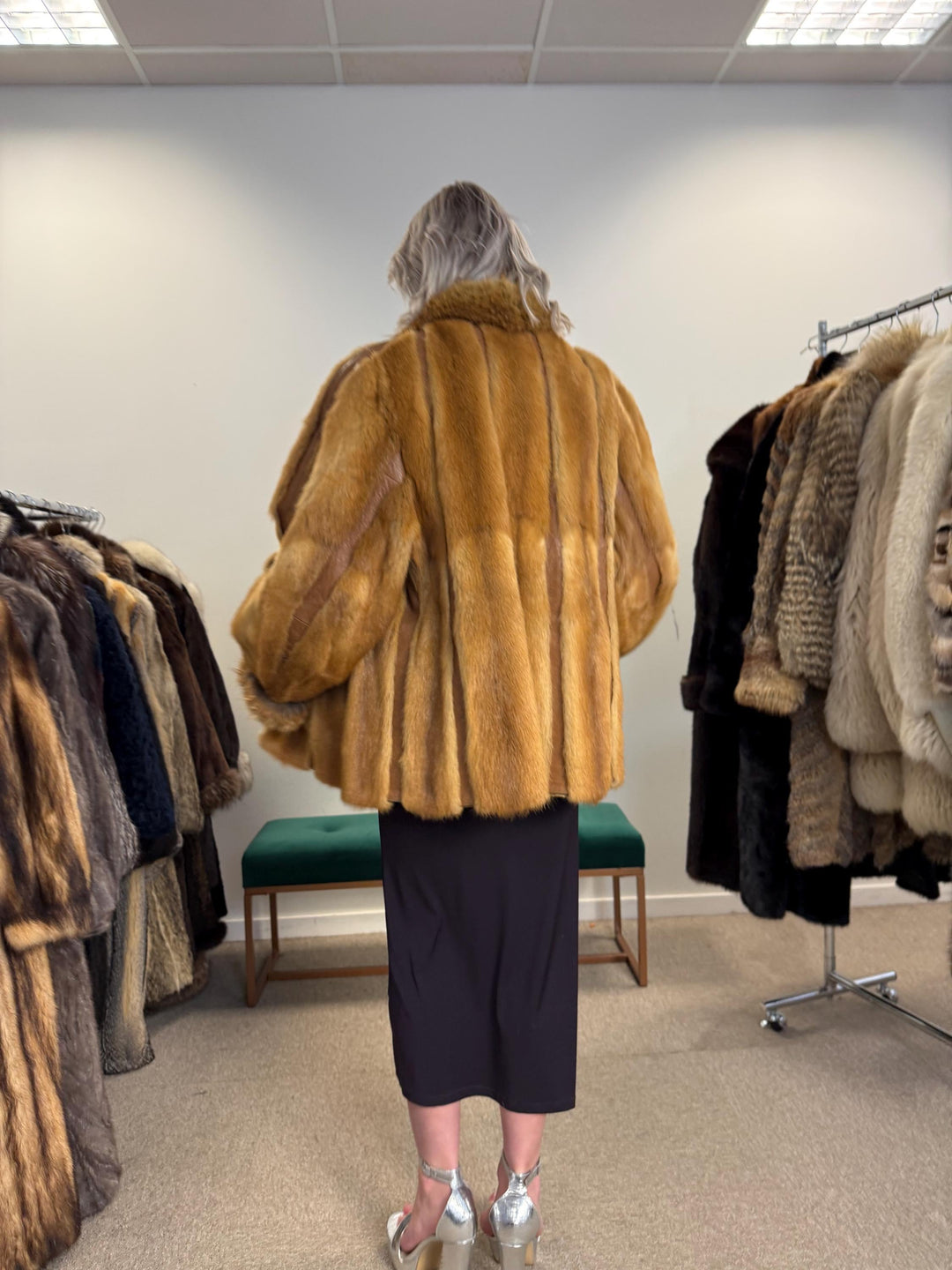 Golden Mink Fur Jacket, Medium Size, Mink Fur Jacket, Golden Mink, Real Fur Jacket, Vintage Fur Coat, Women's Fur Jacket, Mink Jacket