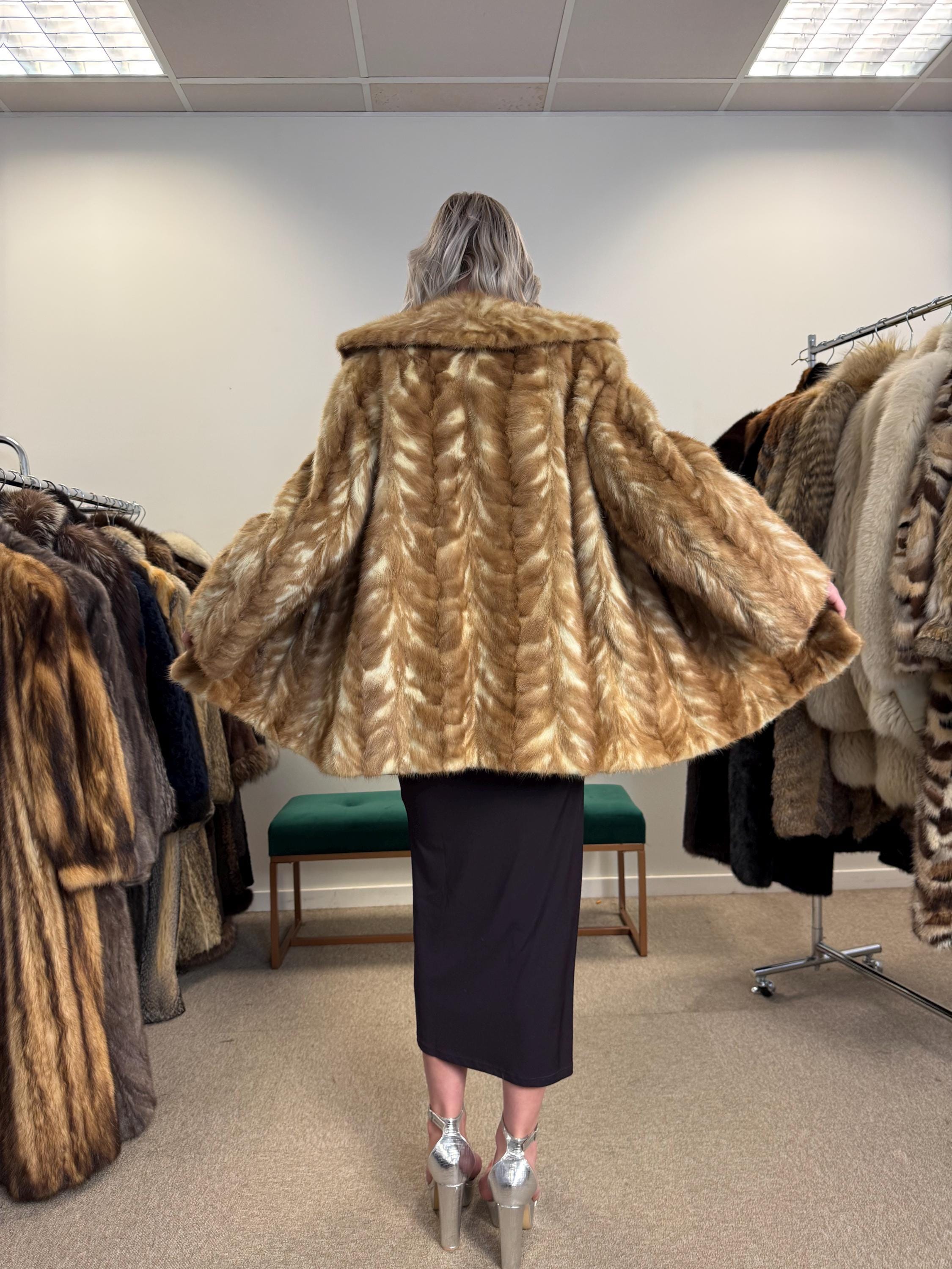 Golden Mink Jacket, Medium Size, Mink Coat, Real Fur Coat, Fur Coats, Mink Fur, Golden Mink, Fur Jacket Mink, Thick Fur Jacket, Soft Mink