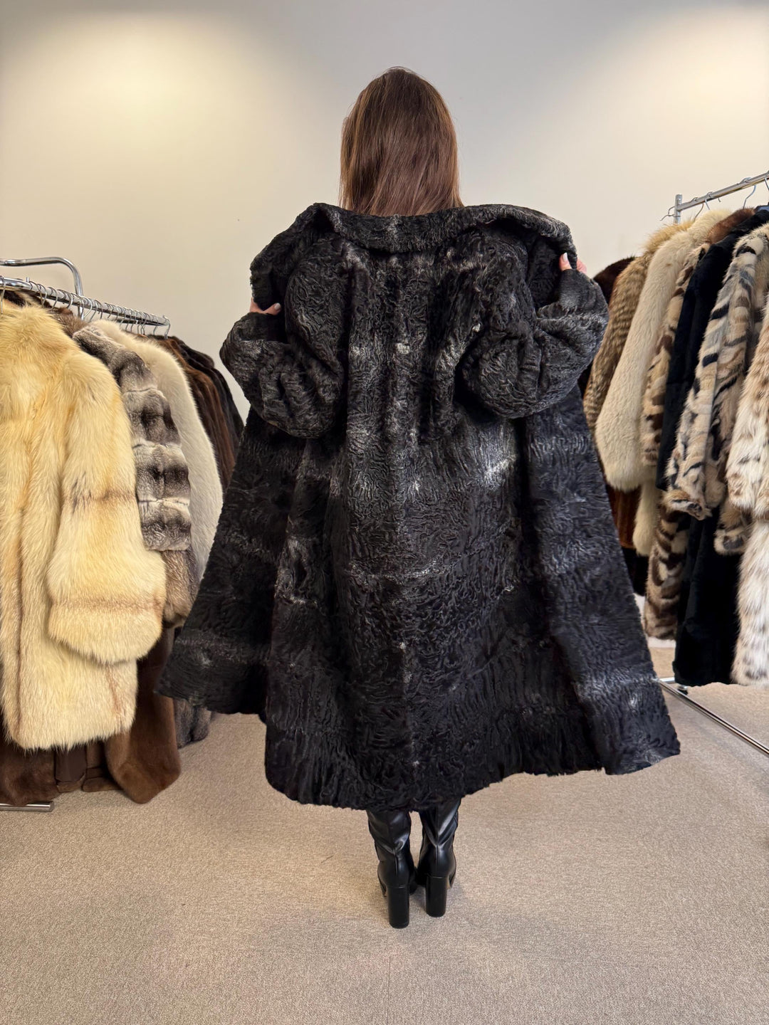 Luxury Swakara Astrakhan Coat, Long Fur Coat, Medium Size, Astrakhan Fur Coat, Real Fur, Astrakhan Fur Coat, Vintage Fur Coat, Women's Coat